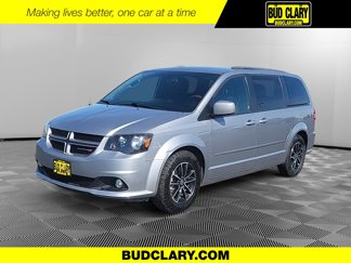 Used 2016 Dodge Grand Caravan R/T image 1
