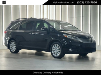 Used 2017 Toyota Sienna Limited Premium image 1