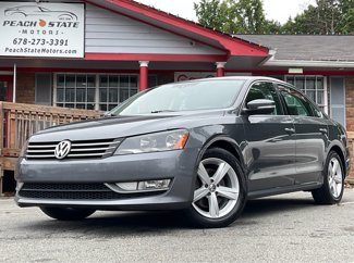 Used 2015 Volkswagen Passat S image 1