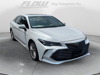 Used 2019 Toyota Avalon Limited image 1