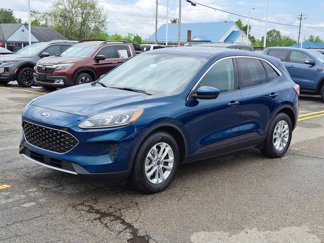 Used 2020 Ford Escape SE image 1