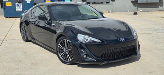 Used 2014 Scion FR-S image 1