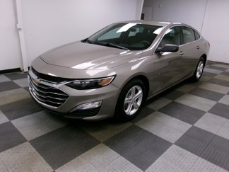 Used 2022 Chevrolet Malibu LS image 1