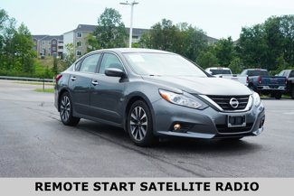 Used 2017 Nissan Altima 2.5 SV image 1
