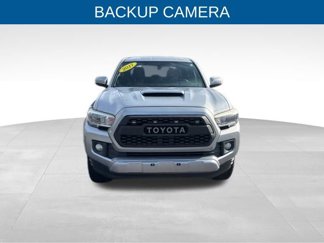 Used 2017 Toyota Tacoma SR video 2