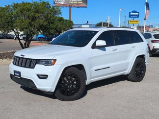 Used 2020 Jeep Grand Cherokee Altitude image 1