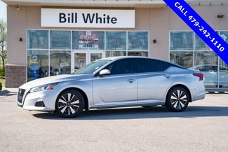Used 2021 Nissan Altima 2.5 SV image 1