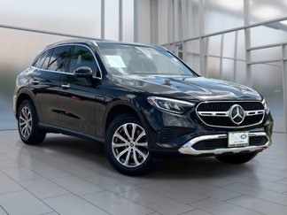 Used 2024 Mercedes-Benz GLC 300 image 1