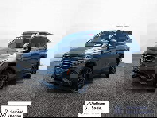 Used 2023 Volkswagen Tiguan SE image 1