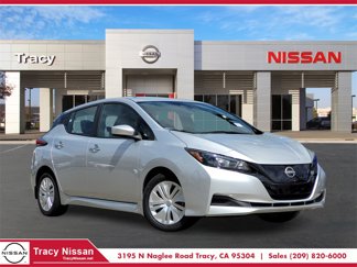 New 2024 Nissan Leaf S image 1