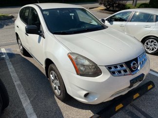 Used 2014 Nissan Rogue S image 1