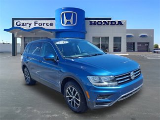 Used 2019 Volkswagen Tiguan SE w/ Panoramic Sunroof Package image 1