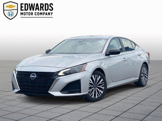 Used 2024 Nissan Altima 2.5 SV image 1