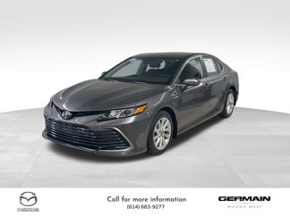 Used 2021 Toyota Camry LE image 1