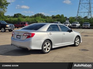 Used 2013 Toyota Camry SE image 1