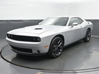 Used 2019 Dodge Challenger SXT w/ Blacktop Package image 1