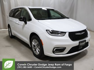 New 2025 Chrysler Pacifica Select image 1