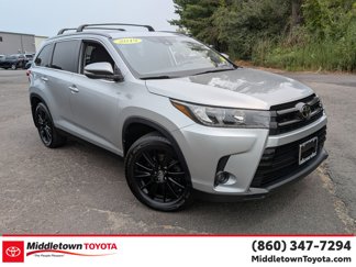 Used 2019 Toyota Highlander SE image 1