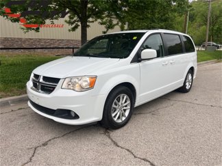 Used 2019 Dodge Grand Caravan SXT image 1