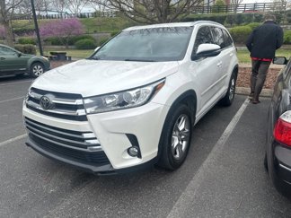 Used 2017 Toyota Highlander Limited image 1