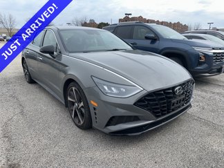 Used 2021 Hyundai Sonata SEL Plus w/ Preferred Accessory Package image 1