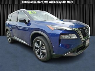 Used 2023 Nissan Rogue SL image 1
