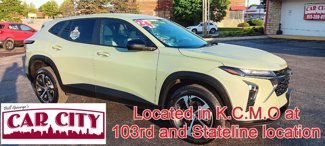 Used 2024 Chevrolet Trax RS w/ Driver Confidence Package image 1