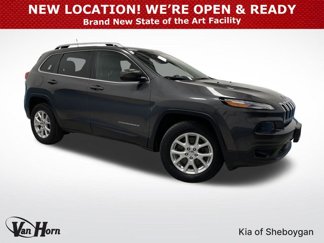 Used 2016 Jeep Cherokee Latitude w/ Cold Weather Group image 1