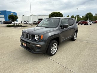 Used 2023 Jeep Renegade Latitude image 1