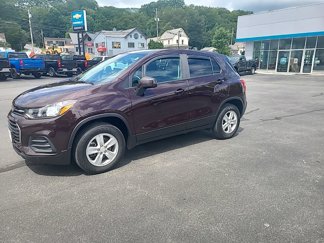 Used 2022 Chevrolet Trax LS w/ Tint and Cruise Package image 1