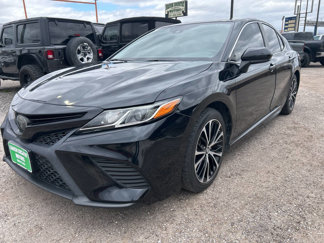 Used 2019 Toyota Camry SE image 1