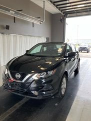 Used 2021 Nissan Rogue Sport S image 1