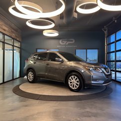 Used 2018 Nissan Rogue S image 1