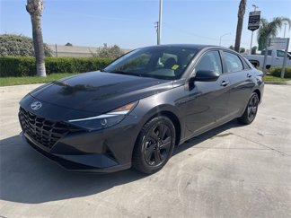 Used 2021 Hyundai Elantra SEL image 1