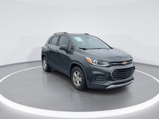 Used 2020 Chevrolet Trax LT w/ Driver Confidence Package video 2