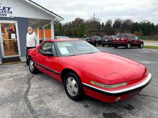 Used 1988 Buick Reatta Coupe image 1