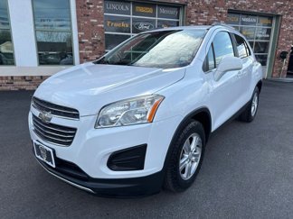 Used 2016 Chevrolet Trax LT w/ LT Sun and Sound Package image 1