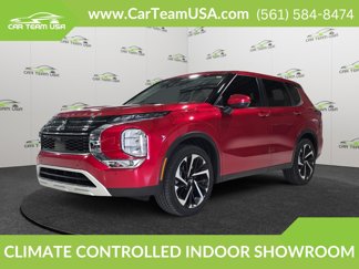 Used 2022 Mitsubishi Outlander SE image 1