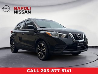 Used 2020 Nissan Kicks SV image 1