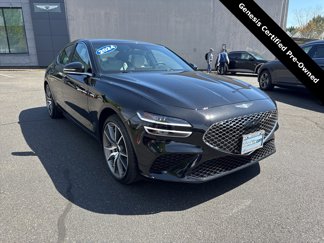Used 2024 Genesis G70 2.5T image 1