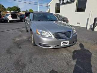 Used 2014 Chrysler 200 Touring image 1