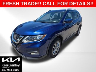 Used 2018 Nissan Rogue SV image 1