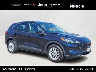 Used 2021 Ford Escape SE w/ Cold Weather Package image 1