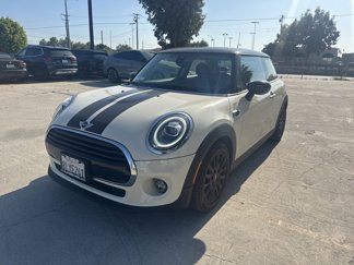 Used 2020 MINI Cooper 2-Door Hardtop image 1