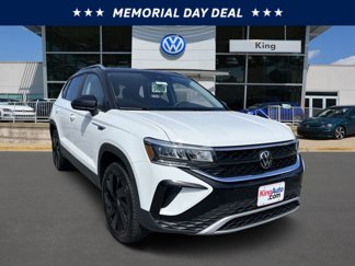 New 2024 Volkswagen Taos SE image 1