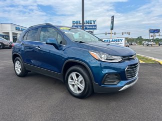 Used 2020 Chevrolet Trax LT w/ LT Convenience Package image 1