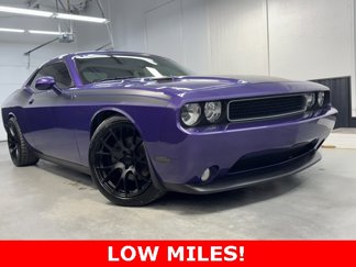 Used 2013 Dodge Challenger R/T image 1