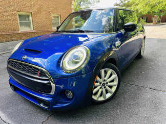 Used 2020 MINI Cooper S image 1