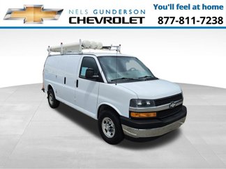 Used 2017 Chevrolet Express 3500 image 1