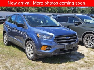 Used 2018 Ford Escape S image 1